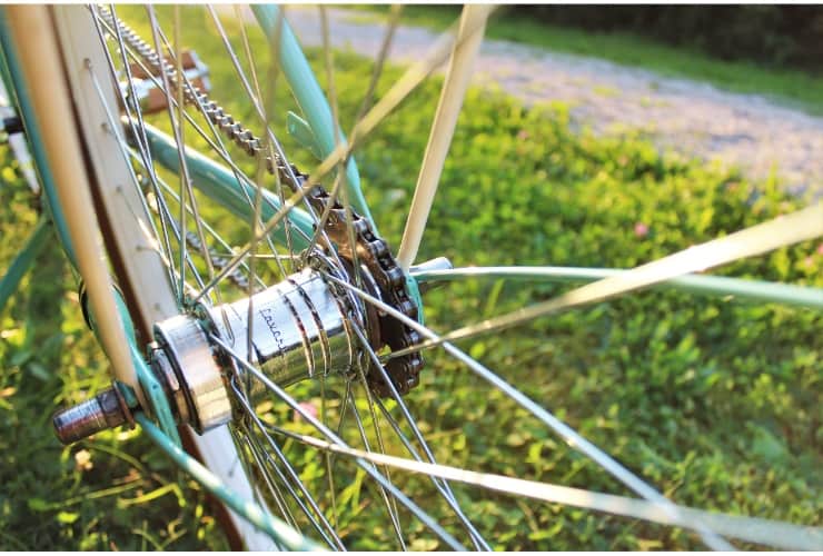 can you ride a bike with a broken spoke featured
