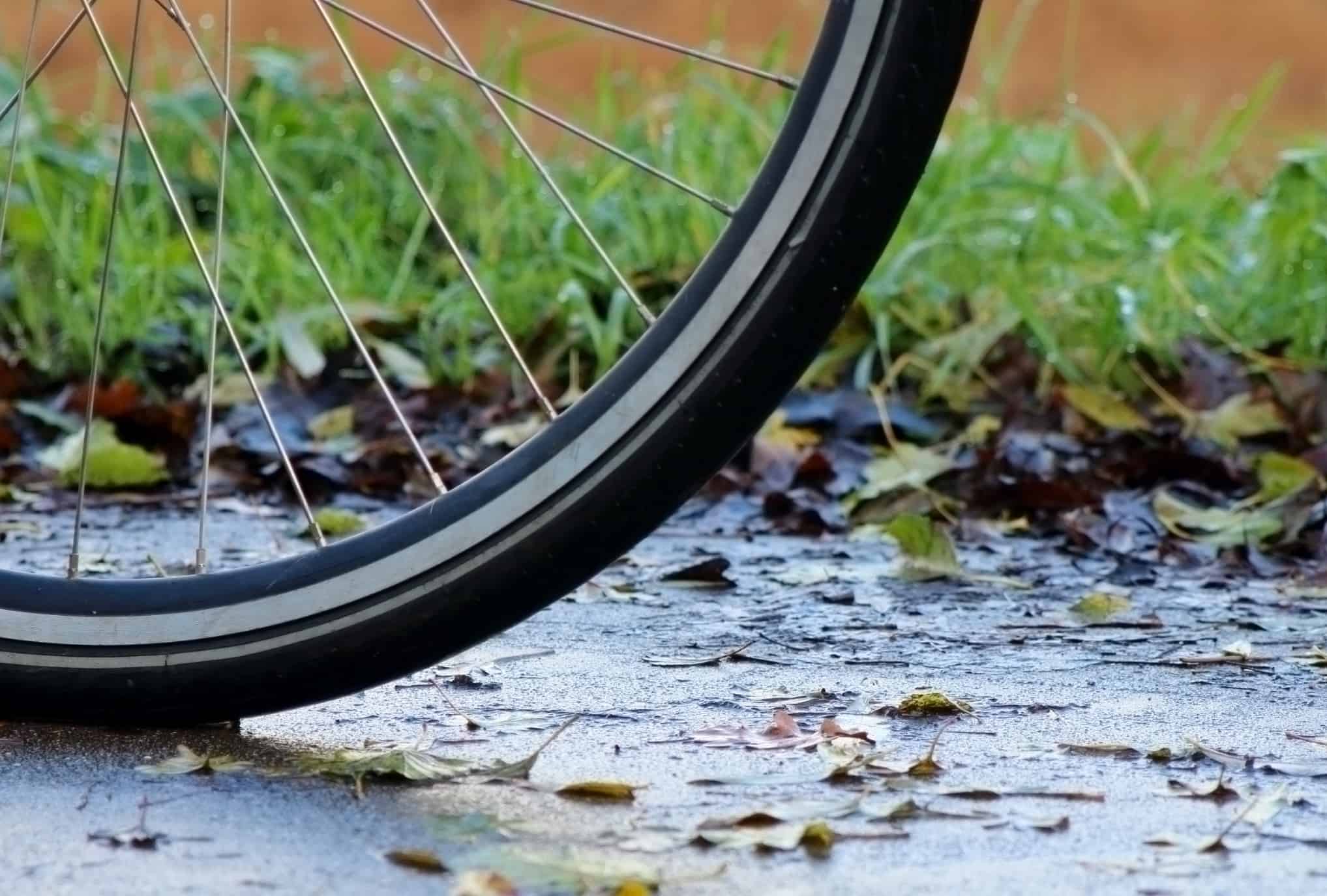 can you ride an ebike in the rain featured